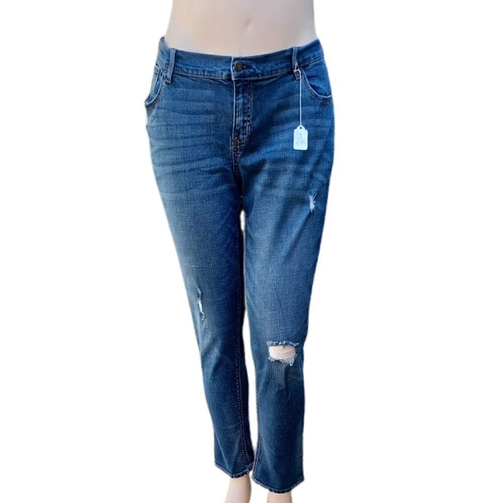 579725..Old Navy Boyfriend Jeans Size 16R, 41"W, 26" Inseam, 9"Rise - Picture 2 of 6